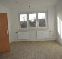 Urbanes Raumkonzept mit offener Küche und drei separaten Zimmern - Gotha