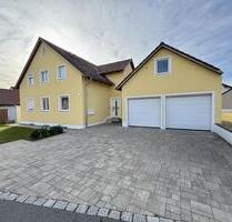 Mehrfamilienhaus in bester Lage! Provisionsfrei! - Hirschau