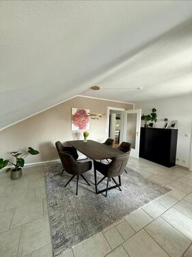 Foto - 4 Zimmer Dachgeschoßwohnung zur Miete in Fellbach