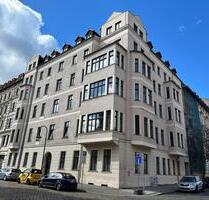 Altbau-Juwel mit Balkon in Top-Lage von Magdeburg