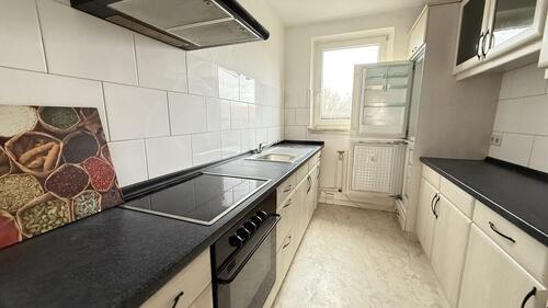 Foto - Sonnige 3-Zimmer-Wohnung mit Balkon, EBK und Tageslichtbad - in ruhiger Wohnlage