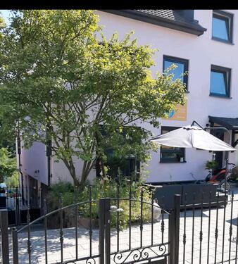 Foto - Gepflegte Doppelhaushälfte - 490.000,00&nbsp;EUR Kaufpreis, ca.&nbsp; 186,00&nbsp;m&sup2;