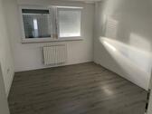 Foto - 4,5 Zimmer DG-Wohnung (2.OG) nahe Knappschaftskrankenhaus
