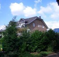 Helle 2 ZKB, Diele, Balkon, Carport, geh. Ausst. in NIDEGGEN