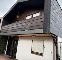 Doppelhaushälfte in Fürth - Vach mit Pool am Kanal ohne Makler