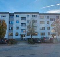 2 Zimmer Wohnung in Bad Abbach - 745,00&nbsp;EUR Kaltmiete, ca.&nbsp; 62,00&nbsp;m&sup2; in Bad Abbach (PLZ: 93077)