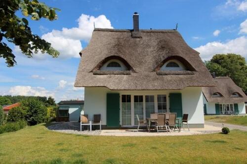 Foto - Stilvolles Reetdachhaus mit moderner Technik und Kamin in Rerik