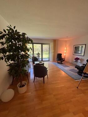 Foto - Großer Praxisraum in Pasing - 410,00&nbsp;EUR Kaltmiete, ca.&nbsp; 30,00&nbsp;m&sup2;