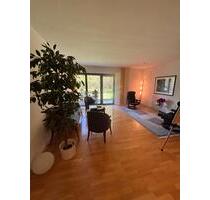 Großer Praxisraum in Pasing - 410,00&nbsp;EUR Kaltmiete, ca.&nbsp; 30,00&nbsp;m&sup2; in München (PLZ: 81245) Aubing-Lochhausen-Langwied