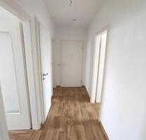 4-Raum-Wohnung - Einbauküche kann übernommen werden - Bernburg (Saale)