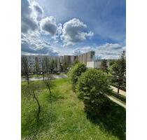 2 Raumwohnung mit Balkon - 303,00&nbsp;EUR Kaltmiete, ca.&nbsp; 55,00&nbsp;m&sup2; in Gera (PLZ: 07549) Lusan