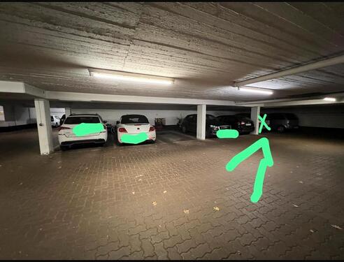 Foto - Großer, gepflegter Garagen-Stellplatz in Sasel zu vermieten