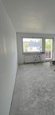 Foto - Kernsanierte 2 -Zimmerwohnung mit Balkon -> 65qm