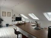 Foto - Moderne Dachgeschosswohnung mit Klimaanlage
