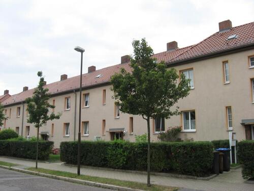 Foto - Kleine sanierte 2-Raumwohnung mit Garten u. Dusche - seniorenorientiert - Fr.-Nietzsche-Straße 45