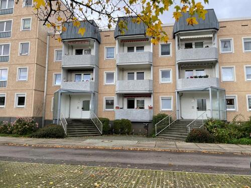 Foto - Wohnung mit Blick ins Grüne - 450,00&nbsp;EUR Kaltmiete, ca.&nbsp; 66,80&nbsp;m&sup2;