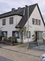 Foto - Doppelhaushälfte 6 Zimmer - 1.450,00&nbsp;EUR Kaltmiete, ca.&nbsp; 160,00&nbsp;m&sup2;