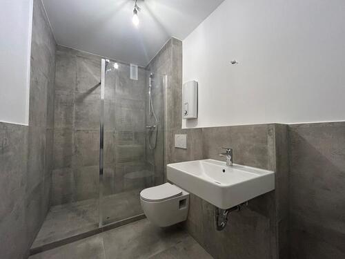 Foto - Zentrale Lage! Sanierte 2-Zi-Whg mit Balkon in OB