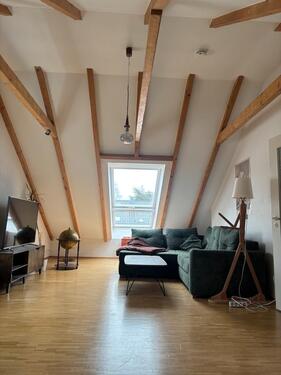 Foto - 2.5 Zimmer Dachgeschoßwohnung zur Miete in Regensburg