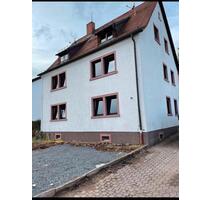 Mehrfamilienhaus (3 WE, ca. 230 m²) + Baugrundstück mit Projekt - Mömlingen