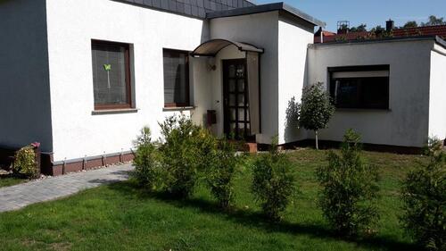 Foto - Schöne Wohnung mit Sitzecke im Grünen