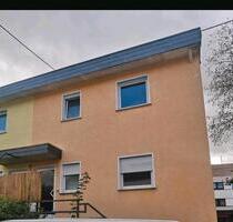 DREI ZIMMER WOHNUNG IN SPRENDLINGEN