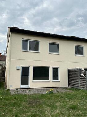 Foto - Doppelhaushälfte in ruhiger Wohnsiedlung