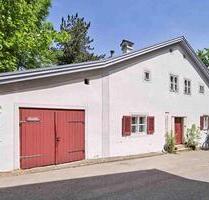 Haus denkmalgeschützt, in Eichstätt, guter Lage, zentral