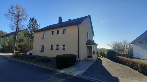 Foto - Haus zu verkaufen (Zweifamilienhaus)