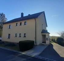 Haus zu verkaufen (Zweifamilienhaus) - Gößweinstein
