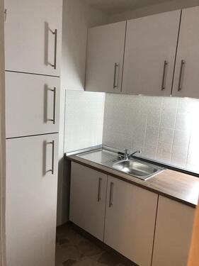 Foto - 2-Zi-Wohnung für Studenten(innen) - EUR 1500,00 warm