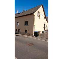 Haus zu vermieten - 750,00&nbsp;EUR Kaltmiete, ca.&nbsp; 87,00&nbsp;m&sup2; in Pelm (PLZ: 54570)
