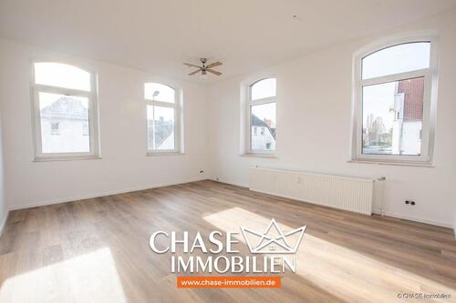 Foto - ERSTBEZUG - Helle, sanierte 2,5-Zimmer-Altbauwohnung in zentraler Wohnlage in Afferde Hameln!