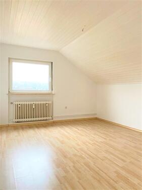 Foto - Dachgeschoßwohnung in Buseck zur Miete