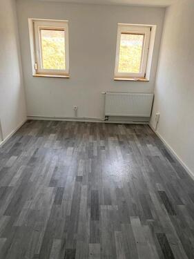 Foto - 4 Zimmer Etagenwohnung zur Miete in Hafenlohr