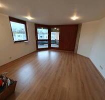 Erstbezug nach Sanierung: 1-Z.-Whg mit gr. Balkon und Küche - Dillingen an der Donau