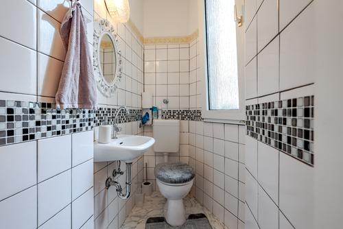 WC - 
