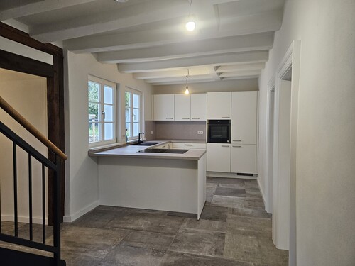 Küche - Zeitlos schön: Fachwerkhaus mit moderner Ausstattung auf höchstem Niveau