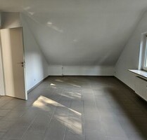 Moderne Dachgeschosswohnung in ruhiger Lage - Königswinter