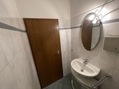 WC - 