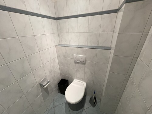 WC - 