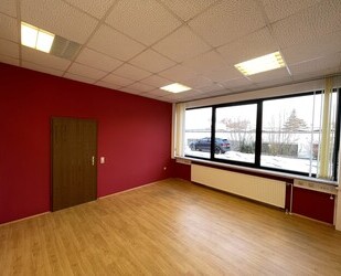 Helle Gewerbeeinheit mit eigenem Eingang und großzügigen Räumen - Königswinter