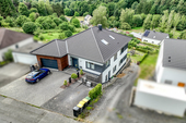 Luftbild - 10 Zimmer Einfamilienhaus zum Kaufen in Eitorf