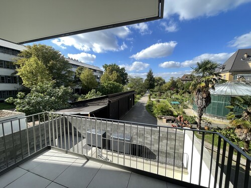 Balkon - Erstbezug in Poppelsdorf Modernes 1-Zimmer-Apartment mit großem Balkon und Uni-Campus-Blick
