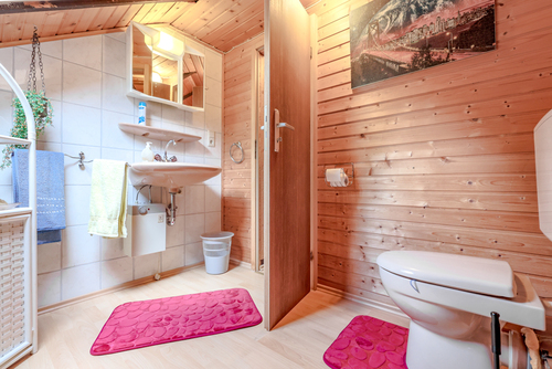 Badezimmer Dachgeschoss - 