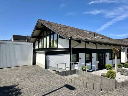 Hausansicht - 6 Zimmer Einfamilienhaus in Königswinter / Thomasberg