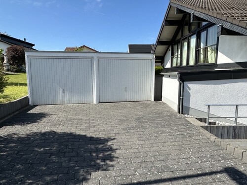 Garagen - Einfamilienhaus mit 328,00 m&sup2; in Königswinter / Thomasberg zum Kaufen