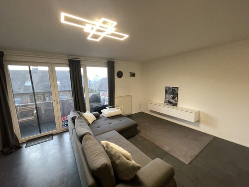 Wohnbereich - Zentrale 3-Zimmer-Wohnung mit Balkon und Stellplatz