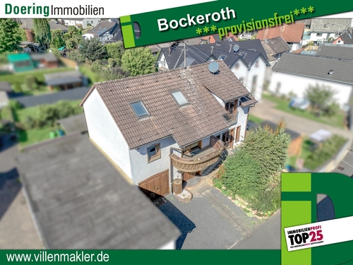 Luftbild - Alles andere als 0815 – Individuelles Split-Level-Haus in Königswinter-Bockeroth