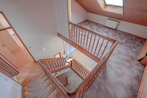 Treppenhaus DG + Galerie - 